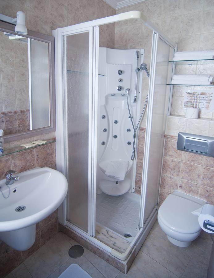Apartamentos Turisticos Casa Soto 巴约讷 外观 照片
