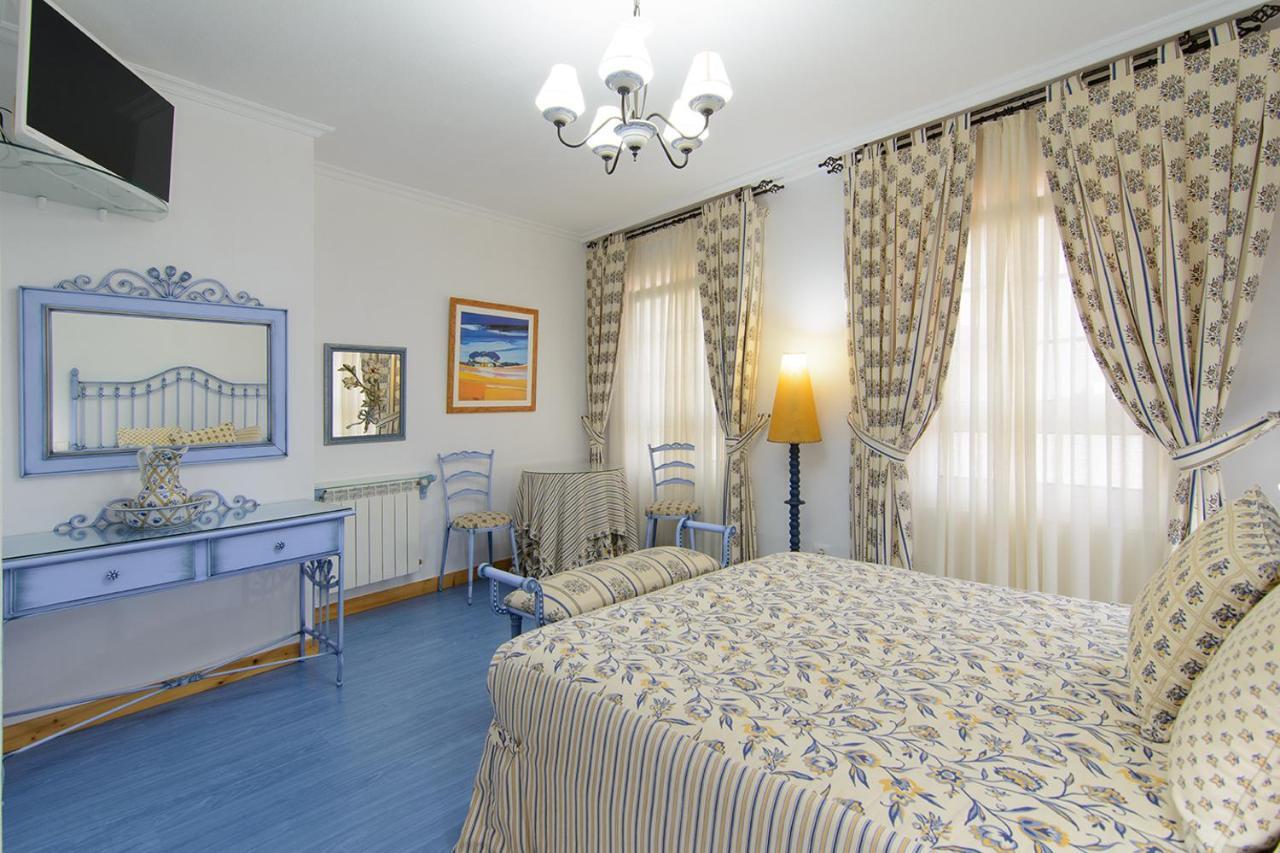 Apartamentos Turisticos Casa Soto 巴约讷 外观 照片